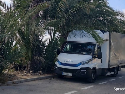 Jeden kierowca/właściciel, 8 biegów, spalanie 11l/100 km, serwis ASO IVECO