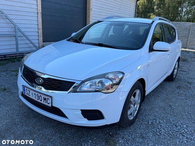 Kia Ceed Cee'd 1.6 Crdi Comfort +