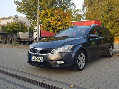 Kia Cee'd kombi 1.6 CRDi 115km bez dpf i dwumasy Prywatnie hak