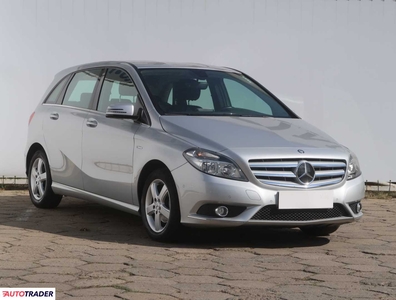 Mercedes B-klasa 1.6 120 KM 2011r. (Piaseczno)