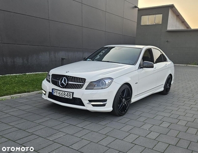 Mercedes-Benz Klasa C 180 K BlueEff Avantgarde