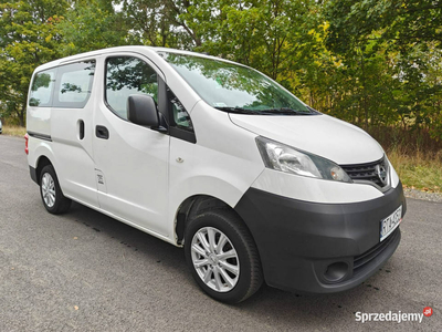 Nissan NV200