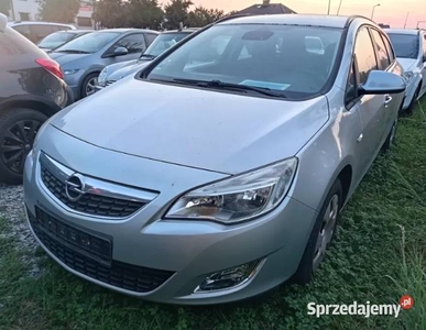 Opel Astra J ECOFLEX BENZ 16V MAŁE KM 120TKM ZADBANY+MAMY