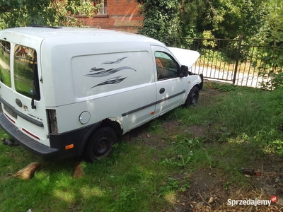 Opel combo na części lub w całości 1,7 d rok 2002 1500 do negocjacji