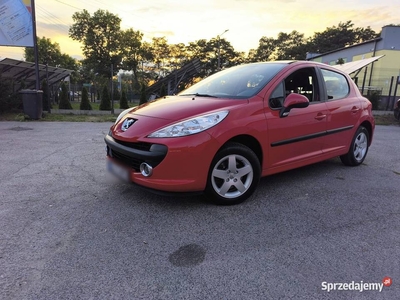 Peugeot 207 benzyna niski przebieg