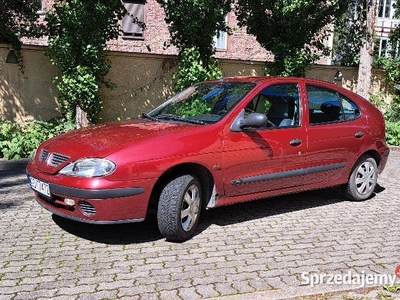 Renault Megane 2000 r. 1.4 127 000km