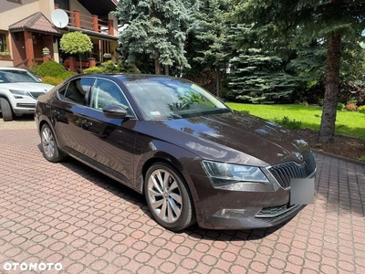 Skoda Superb 2.0 TDI Style DSG