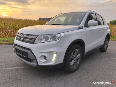 Suzuki Vitara 4x4 1,6 benz.2016 rok