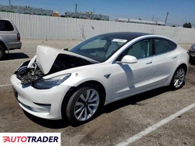 Tesla Model 3 benzyna 2020r. (VAN NUYS)