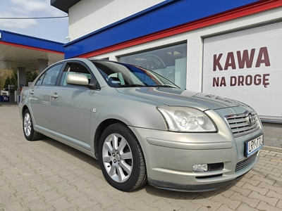 Toyota Avensis II