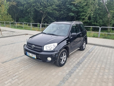 Toyota RAV4 II 2.0 i 16V 150KM 2000