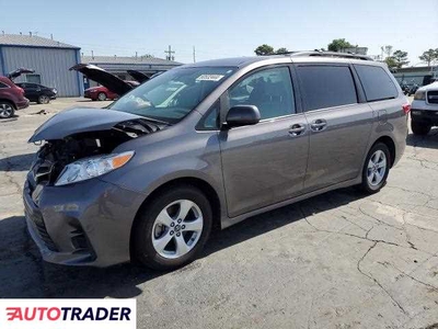 Toyota Sienna 3.0 benzyna 2020r. (TULSA)