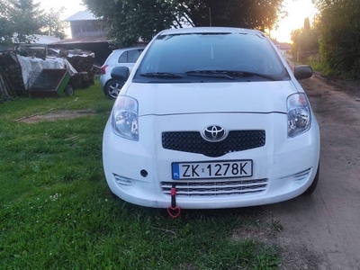 Toyota Yaris na części