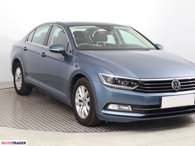 Volkswagen Passat 2.0 147 KM 2016r. (Piaseczno)