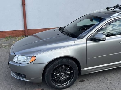 Volvo V70III 2010r D3 2.0 163km