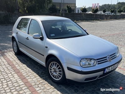 VW Golf 4