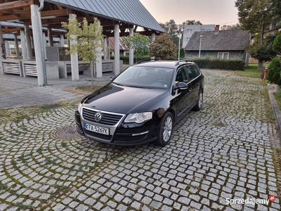 VW Passat B6 2.0 TDI Navi! Alu17! Hak!