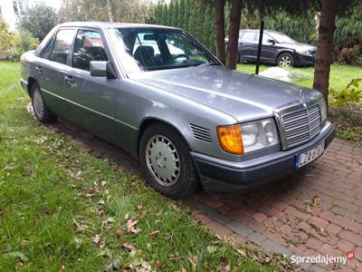 Mercedes 250 D w 124