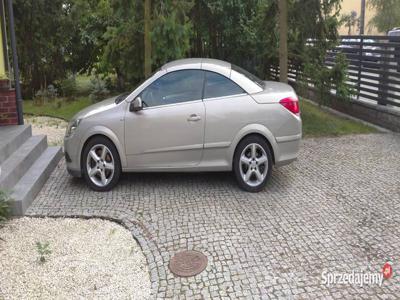 Opel Astra cabrio 2.0 Turbo twin top benzyna 2006r