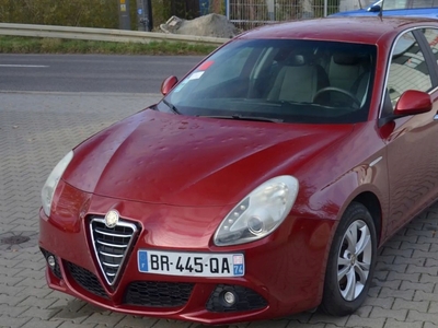 Alfa Romeo Giulietta Nuova II Hatchback 5d 1.6 JTD 16v 105KM 2011