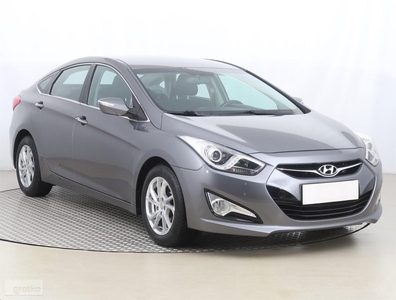 Hyundai i40 , Navi, Klimatronic, Tempomat, Parktronic