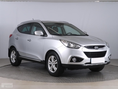 Hyundai ix35 , Salon Polska, Skóra, Navi, Klimatronic, Parktronic,