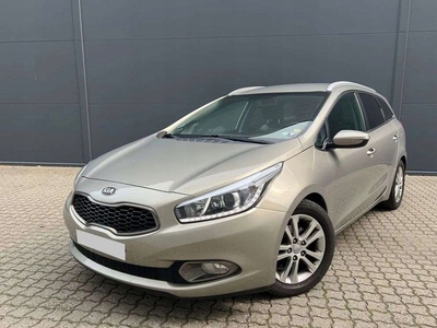 Kia Ceed II Kombi 1.6 GDI 135KM 2013