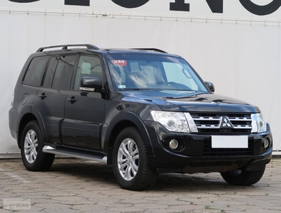 Mitsubishi Pajero IV , Salon Polska, 197 KM, Automat, 7 miejsc, VAT 23%, Skóra,