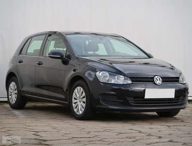 Volkswagen Golf Sportsvan , Klimatronic, Parktronic, Podgrzewane siedzienia