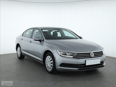 Volkswagen Passat B8 , Salon Polska, Serwis ASO, Navi, Klimatronic, Tempomat,