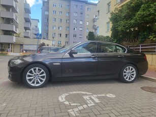 BMW Seria 5 520d Luxury Line