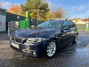 BMW Seria 5 520d Luxury Line