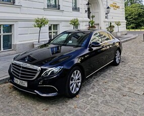 Mercedes-Benz Klasa E 220 d 9G-TRONIC