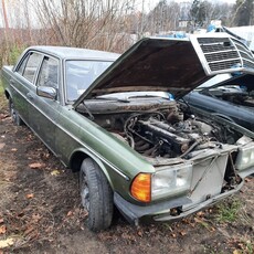 Mercedes-Benz W123