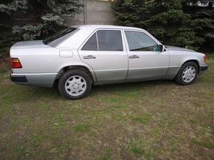 Mercedes-Benz W124 (1984-1993)