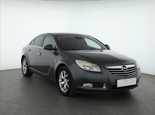 Opel Insignia 2010 2.0 CDTI 345351km Sedan