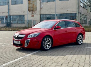 Opel Insignia 2.8 V6 Turbo 4x4 Sports Tourer OPC