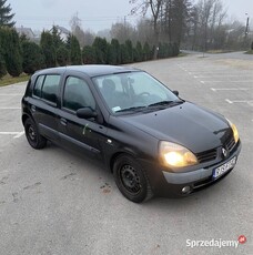 Renault clio 1.5 diesel 2004r