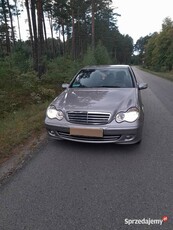 Sprzedam Mercedesa C 200 CDI