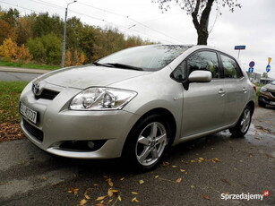 Toyota Auris I (2006-2012)