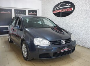 Używany Volkswagen Golf 2005