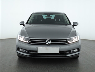 Volkswagen Passat 2018 1.8 TSI 135449km Sedan