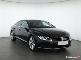 VW Arteon 2.0 TSI