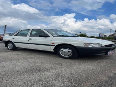 Używane Ford Escort - 10 000 PLN, 77 800 km, 1996