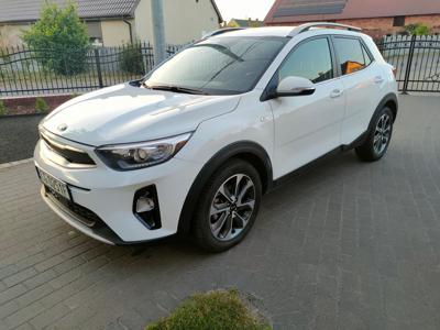 Używane Kia Stonic - 57 900 PLN, 31 000 km, 2017