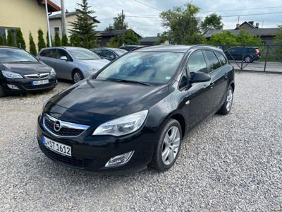 Używane Opel Astra - 26 900 PLN, 167 000 km, 2011