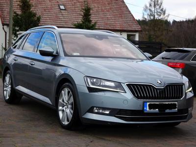 Używane Skoda Superb - 68 800 PLN, 215 000 km, 2017