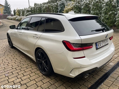 BMW Seria 3 320d xDrive MHEV M Sport sport