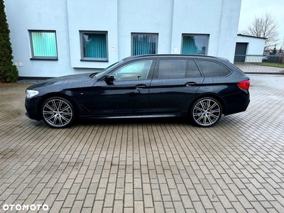 BMW Seria 5 520d xDrive Touring M Sport Edition