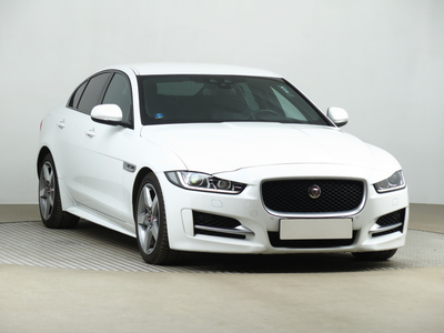 Jaguar XE 2015 25t 63042km 177kW